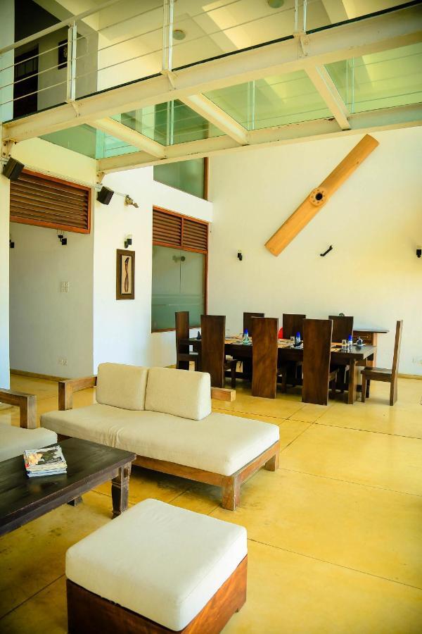 The Cove Hotel Negombo Kültér fotó